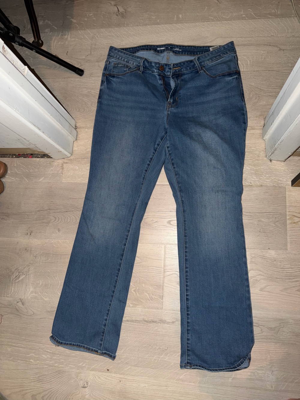 Old Navy Women's Skinny Jeans in Blue Denim